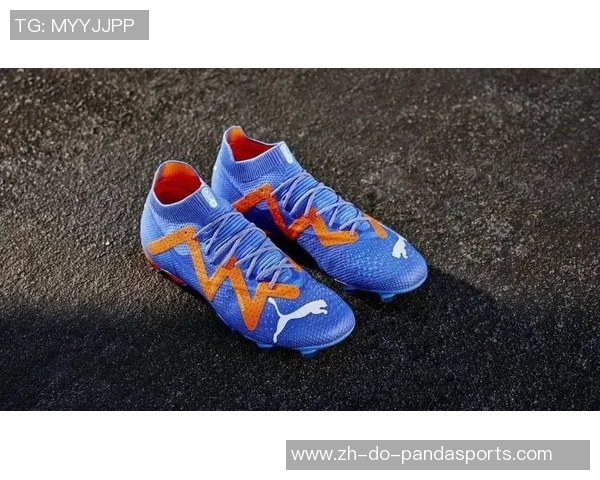 2025年最新足球球星战靴全新款式发布震撼登场 穿越科技与速度的极致体验